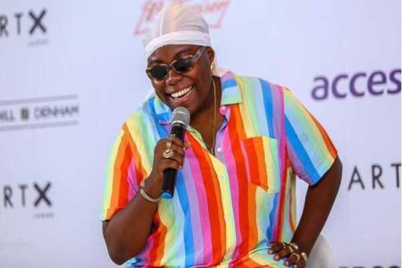 Teni the Entertainer Responds to Criticism Over Prostration Gesture to IBD Dende