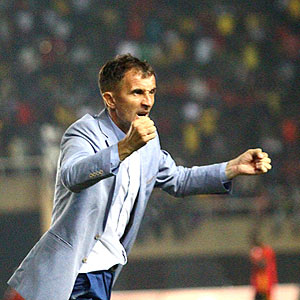 Uganda-Micho-Sredojevic-coat-300