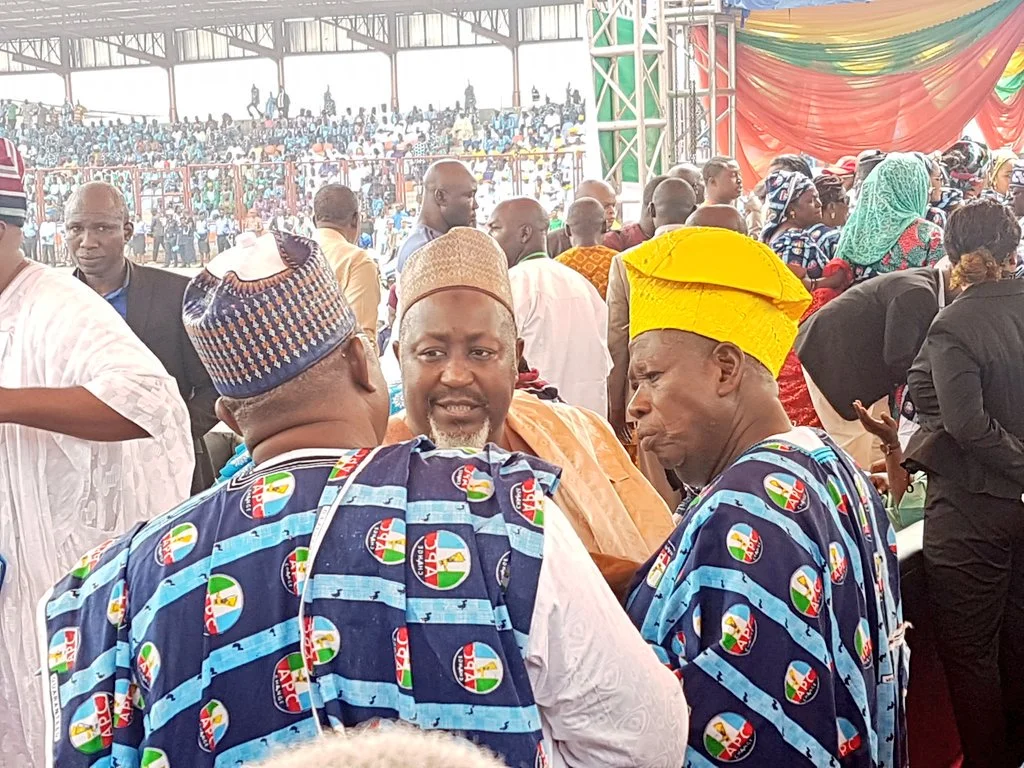 akerelodu s3.jpg