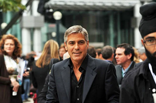 clooney_street.jpg