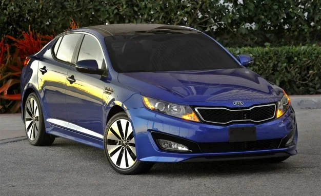 Kia rio optima- Caranddriver.com.webp