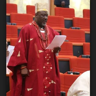 melaye00.JPG