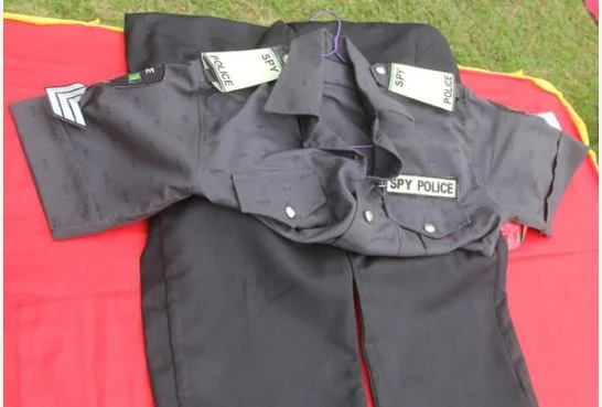 policeuniform2.JPG