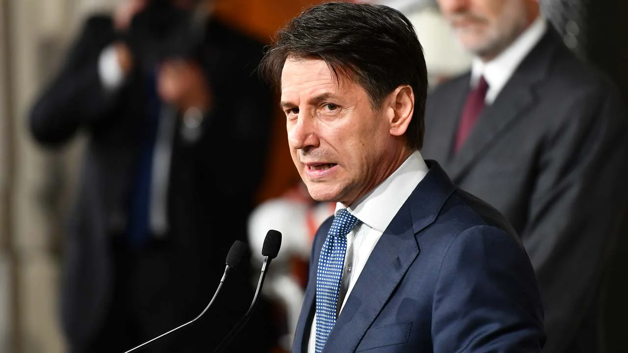 The-Guardian-Newspaper-Giuseppe-Conte.webp