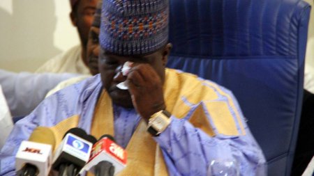 ali modu sheriff cry.jpg