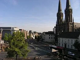 St._Josephkerk_or_Heuvelkerk,_Tilburg.webp