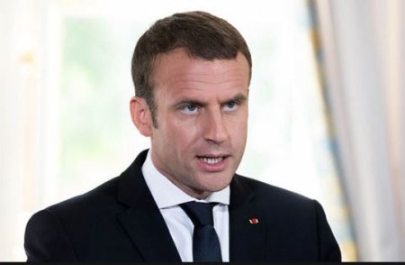 macron.JPG