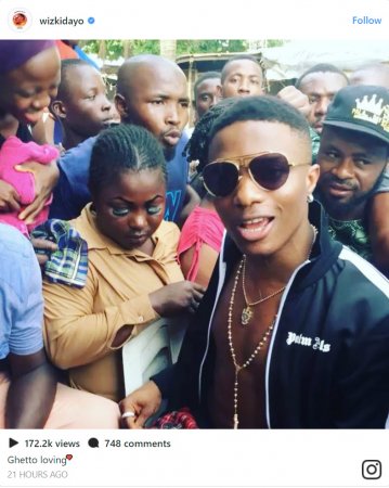 wizkid-surulere-visit-2.jpg