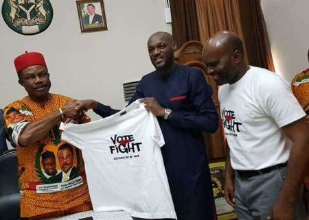 2face-Idibia-promoting-the-VoteNotFight-with-Chief-Willie-Maduabuchukwu-Obiano-of-Anambra.jpg