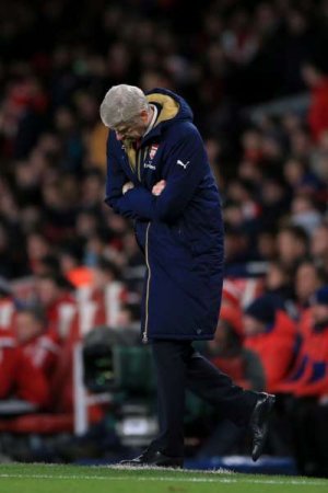 arsene dejected.jpg