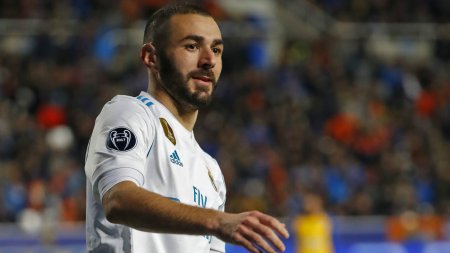 karim-benzema-real-madrid_17es3dky7bagc1q12p2azcf7w1.jpg