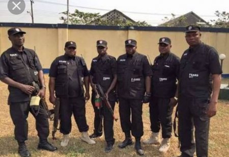 “SARS Officials Saw Man With 4 Human Heads, Made Him Pay N2m, Then…” – Twitter User – Nairaland