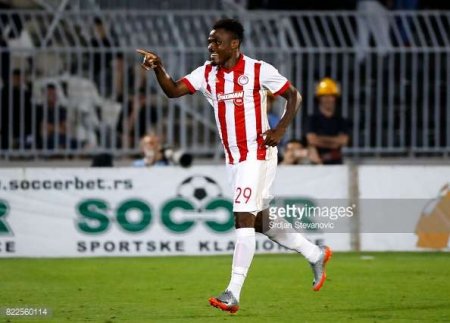 Emmanuel-Emenike-.jpg