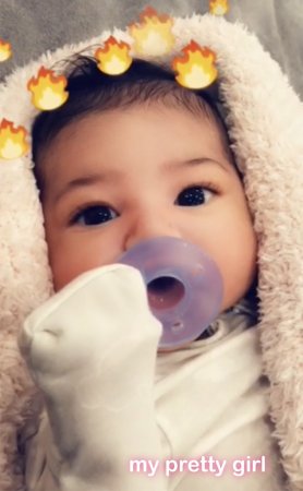 rs_634x1024-180303105236-634-stormi-webster-kylie-jenner-daughter-snapchat-030318.jpg