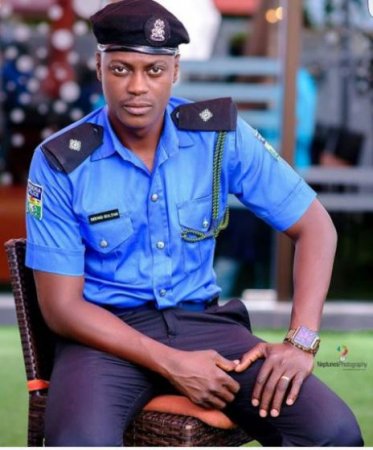 so-interesting-check-out-how-nigerian-celebrities-look-in-police-uniform-photos-2.jpg