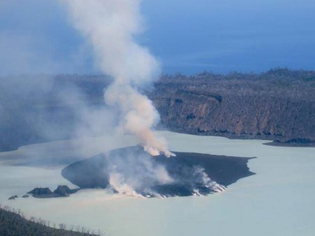 vanuatu-volcano.jpg