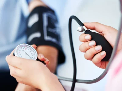 high-blood-pressure-healthline.webp
