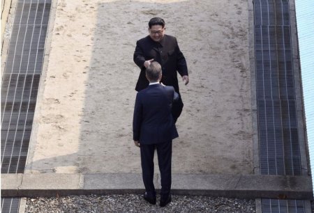 south korea and north korea leader - world news.JPG