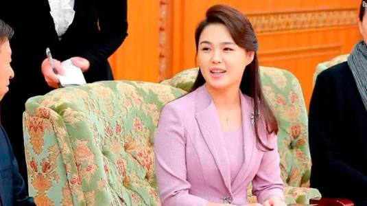 kim jong wife - cnn news - world news.webp