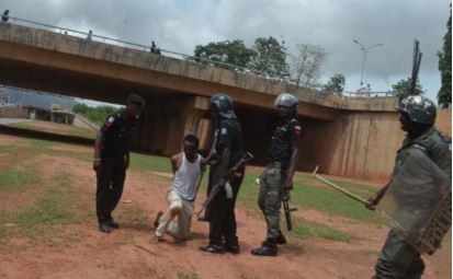 police-arrest-another-60-shiites-in-abuja.jpg