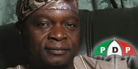 Oyinlola.jpg