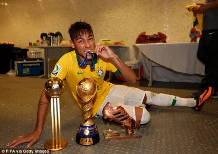 Neymar (2).webp