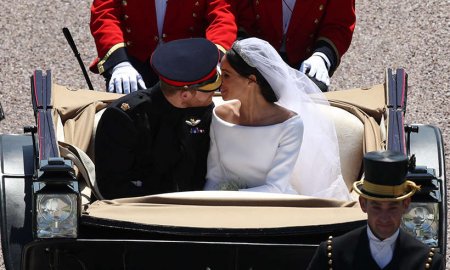 meghan-markle-wedding-kiss-t.jpg