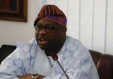 dele momodu.JPG