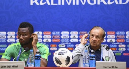 Mikel-and-Rohr-At-Russia-2018.jpg