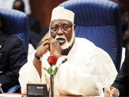 abdulsalami_abubakar.jpg