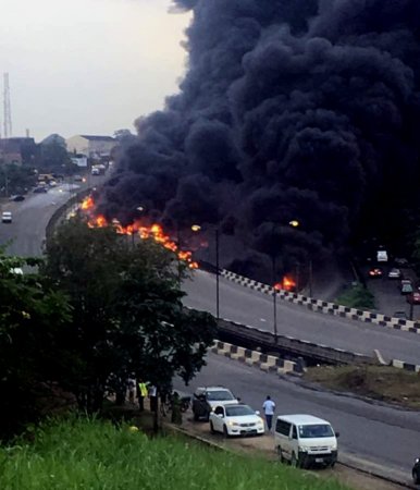 Pic.30.-Tanker-explosion-on-Otedola-Bridge-Lagos-Ibadan-Expressway.jpg