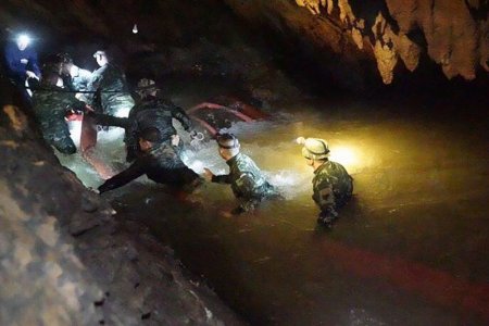 Yahoo-News-Tham Luang cave.jpg