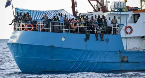 Italy-German-Ship-Rescue.webp Italy-German-Ship-Rescue.webp