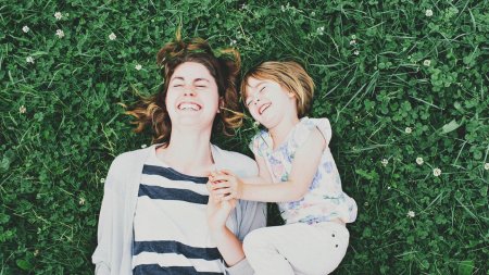 woman_girl_laugh_grass-1296x728-header.jpg