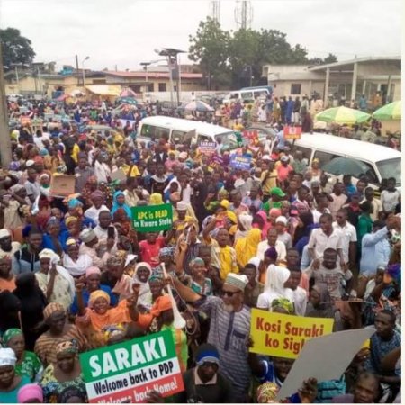 Information-nigeria-apc-is-dead-kwara-people-chant-as-they-welcome-saraki-back-to-pdp.jpg