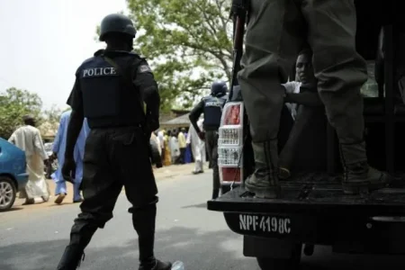 nigeria-police-officer.webp