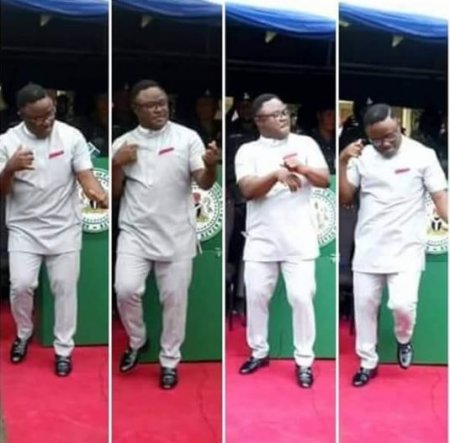 Tori News-Ben Ayade dancing Shaku Shaku.JPG