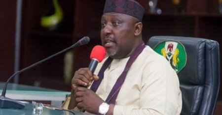 Rochas-Okorocha.jpg