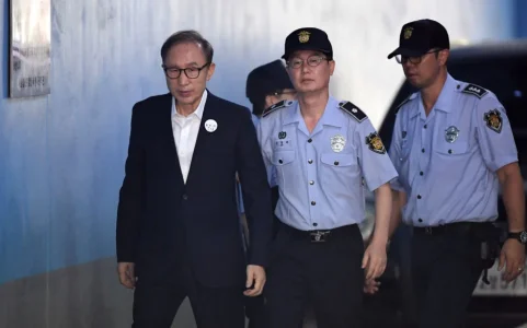 The Guardian Newspaper-Lee Myung-bak.webp