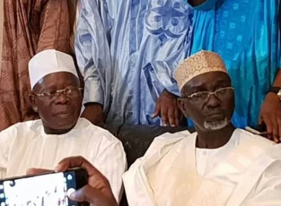 oshiomole and shekarau.JPG