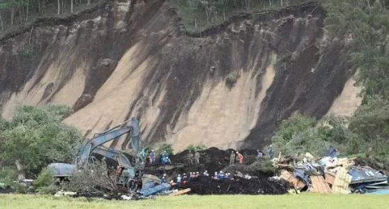 japan-quake.webp