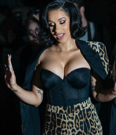 , Cardi B.jpg