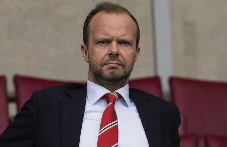 Ed Woodward.jpg