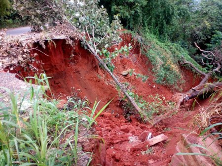 gully erosion in Abia.jpg