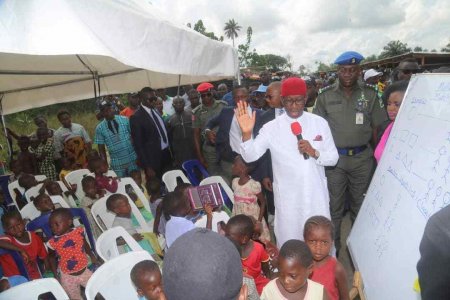 Governor-Okowa-visits-flood-victims-camp.jpg