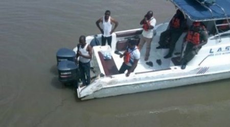 boat mishap.JPG