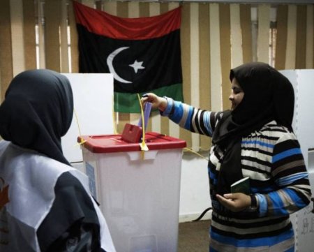 Libyans-vote.jpg
