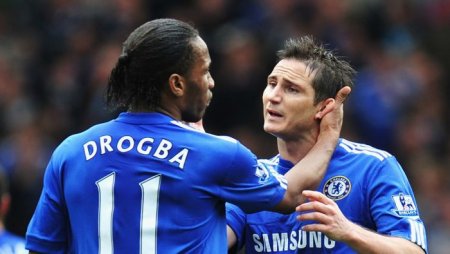 Frank Lampard – Didier Drogba.jpg