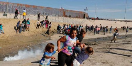 mexico migrants tear gas.jpg