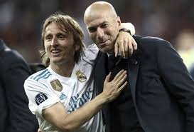 Luka Modric and Zidane.jpg